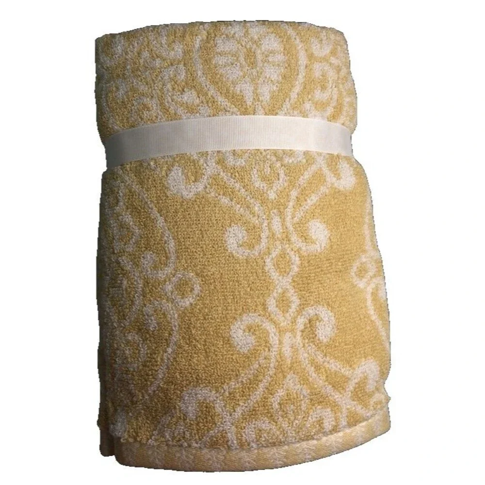 Deborah Connolly Fingertip Towels Bathroom Yellow White Fleur de Lis Set of 2